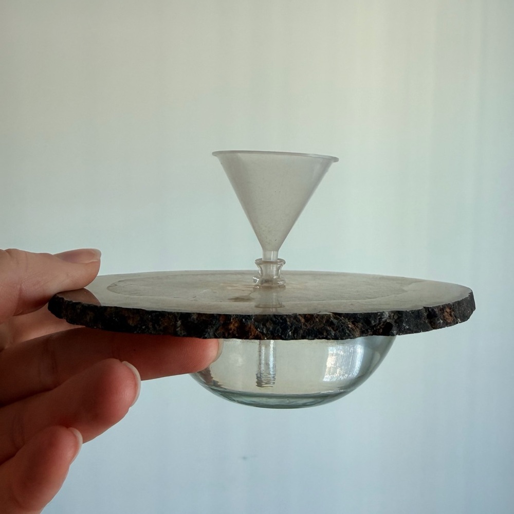 Natural Agate Slice Oil Lamp - Picture 7 of 8